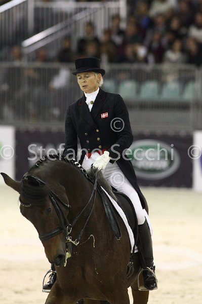 JORGENSEN_FBW DE VITO_MILANO_2011_SS3_0171.jpg